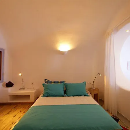 Ikastikies 4* Fira (Santorini)