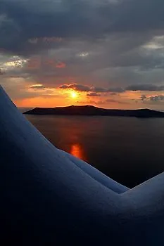 Ikastikies Hotel apartamentowy Fira (Santorini)